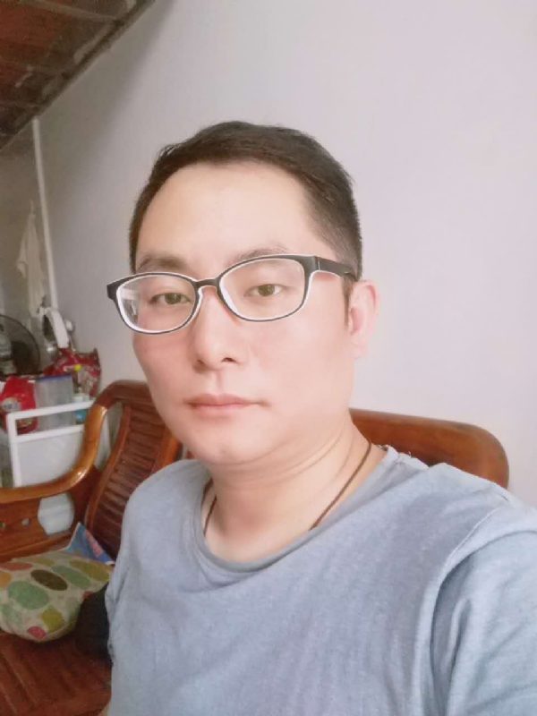 流星的尾巴的第一张照片--明溪征婚网