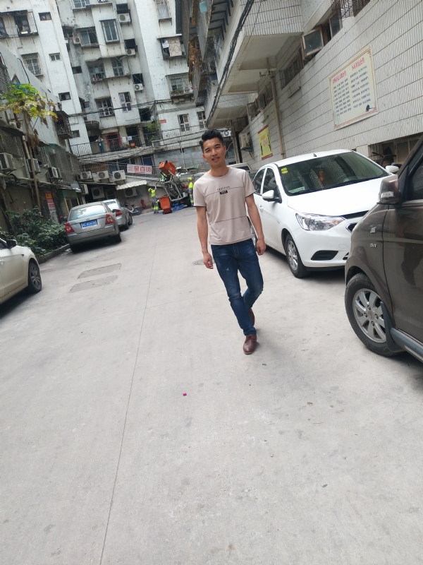 突然的自我的第三张照片--明溪征婚网