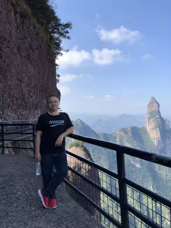 不杵于物的第一张照片--明溪征婚网