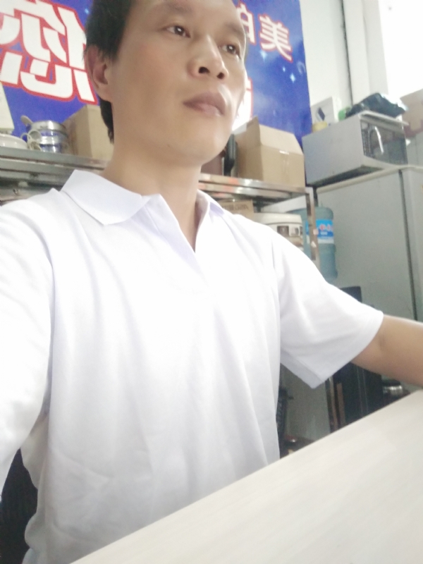深蓝色的海的第一张照片--明溪征婚网