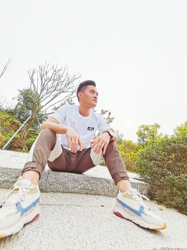 一个人，干净利落的第一张照片--明溪征婚网
