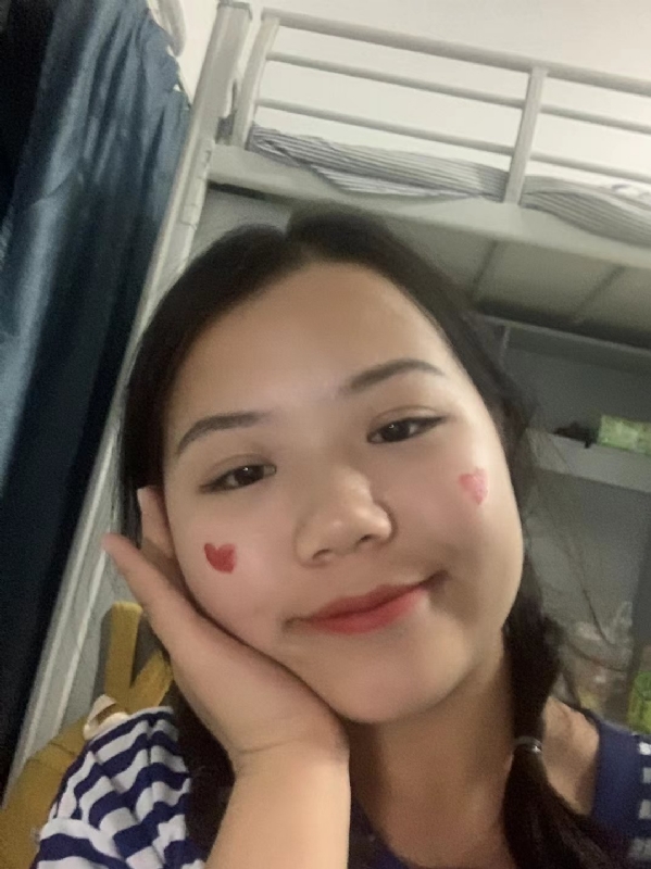 轻轻的一片云的第一张照片--明溪征婚网