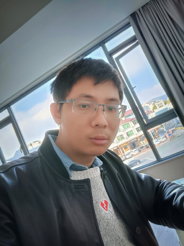 也许只是缺少一个拥抱的第二张照片--明溪征婚网